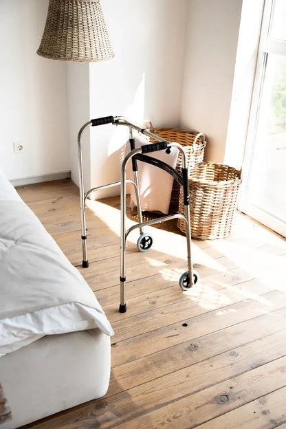Ходунки крокуючі складні AIRM HEALTH з 2 колесами (8022)