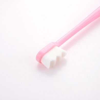 Мягкая зубная щетка с микрощетинками (5780)